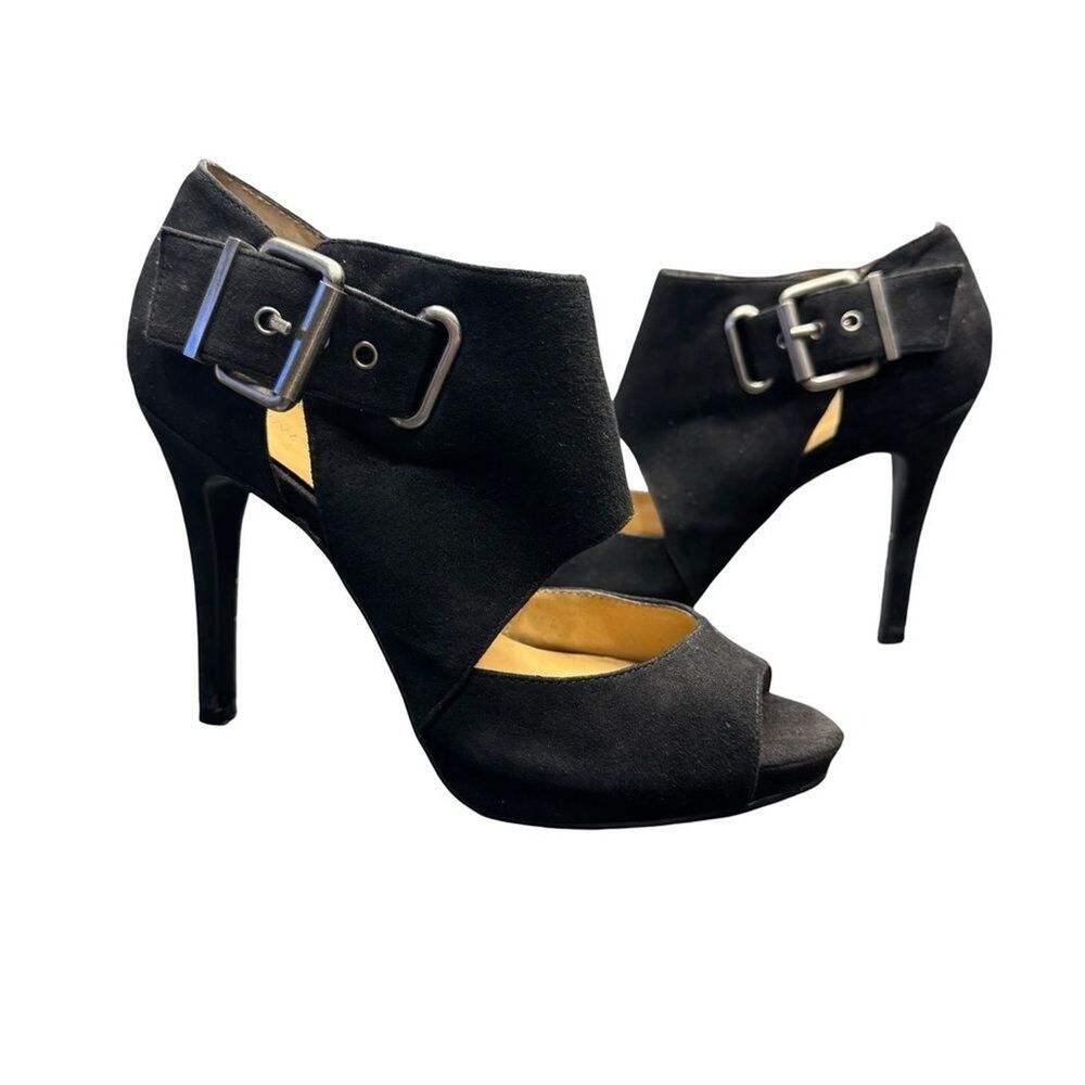 Nine West Black Peep-Toe Heels Women’s 6.5 Silver Buckle Pumps EUC